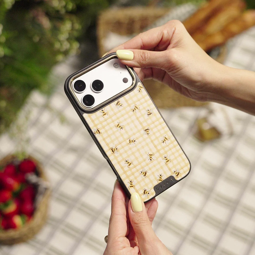 Honeycomb - Samsung Galaxy S26 Case - Image 65