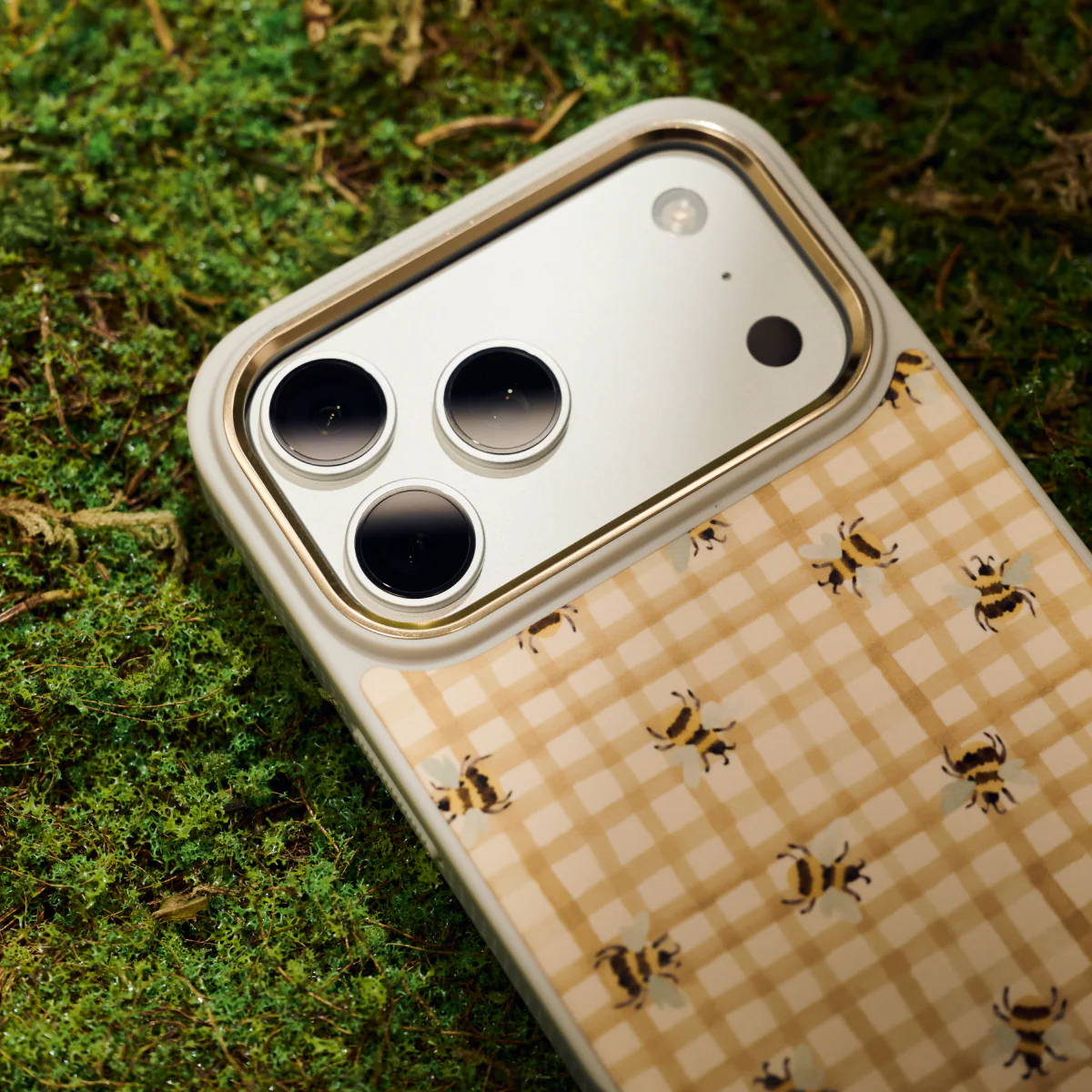 Honeycomb - Samsung Galaxy S26 Case - Image 75