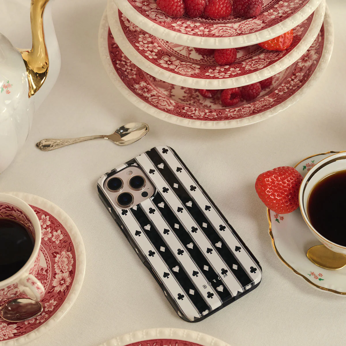 Queen's Court - iPhone 17e Case - Image 6